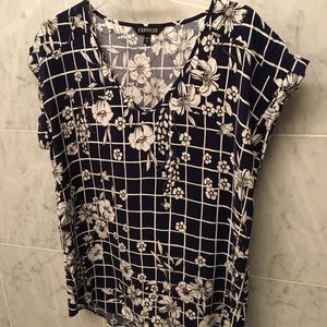 Express v neck large navy top